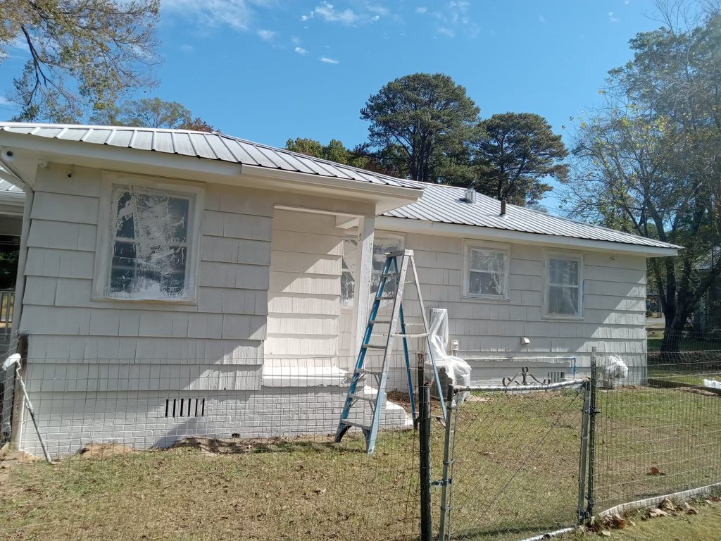 Elite Brushworks is a full service painting company that services Huntsville, Madison, Birmingham Alabama and surrounding areas