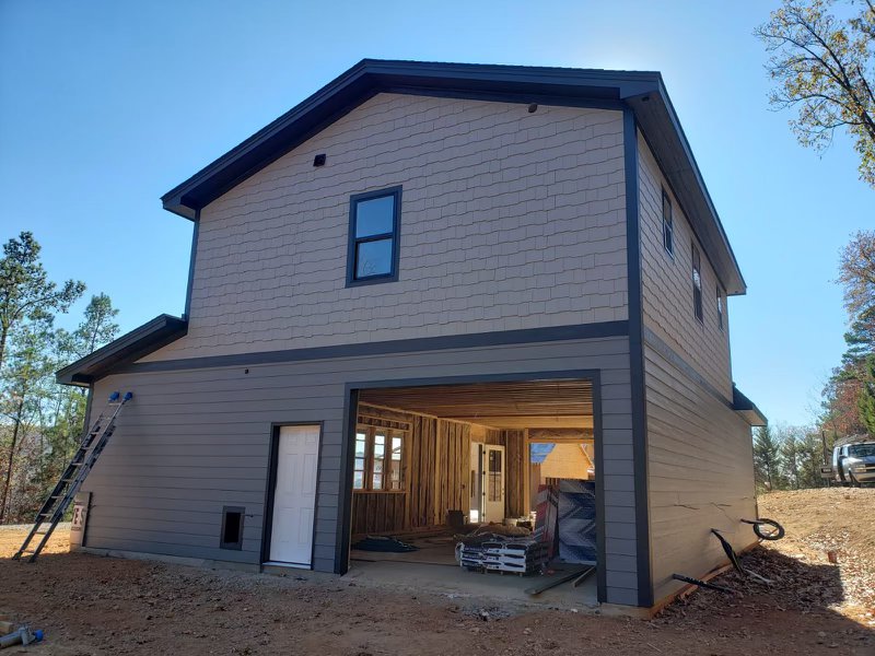 Elite Brushworks is a painting company in Huntsville Alabama